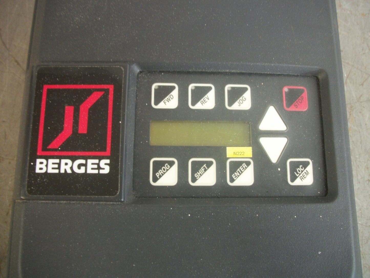 BERGES 3.3KW ELECTRONIC GmbH INVERTER DRIVE ACP6002-2CSLV 400VOLT 6.10AMP