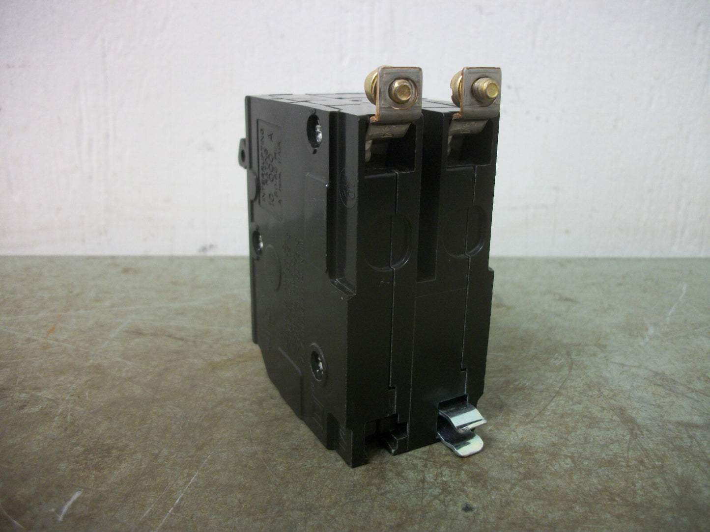 SQUARE D QOB CIRCUIT BREAKER QOB230 30AMP 240VOLT 2POLE 10kA NOB