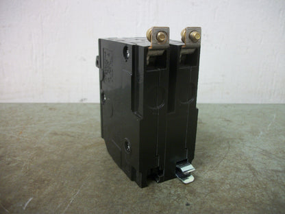 SQUARE D QOB CIRCUIT BREAKER QOB230 30AMP 240VOLT 2POLE 10kA NOB