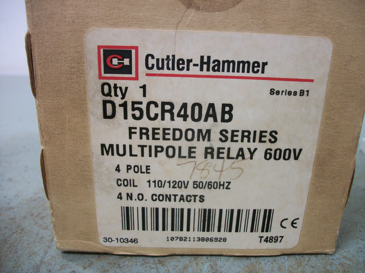 CUTLER-HAMMER FREEDOM SERIES MULTIPOLE RELAY D15CR40AB 120VCOIL 4POLE CHIP NIB
