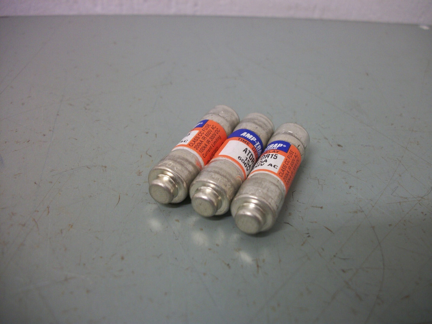 FERRAZ-SHAWMUT LOT OF 3 AMP-TRAP 2000 FUSES ATDR15 15AMP 600VOLT