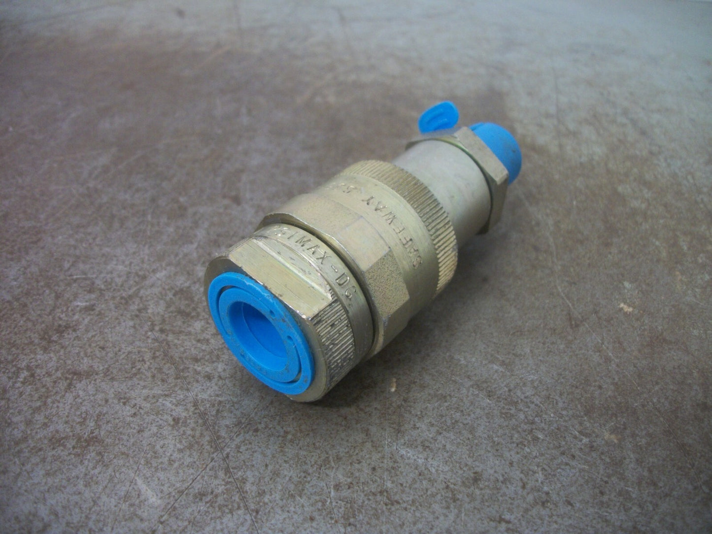 SAFEWAY HYDRAULIC QUICK CONNECT HOUSE COUPLING S35-3P NOB
