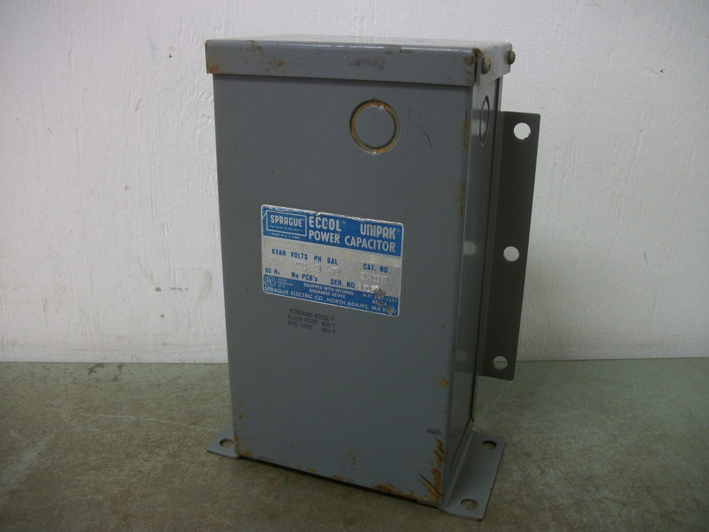 SPRAGUE ECCOL UNIPAK POWER CAPACITOR 2X43CEU 2.5KVAR 480VOLT 3PH NOB