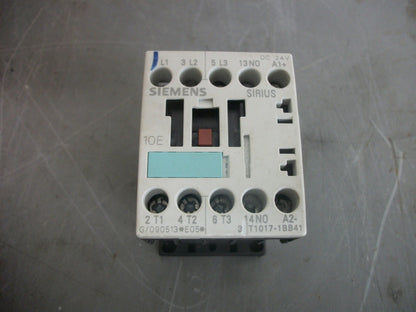 SIEMENS CONTACTOR 3RT1017-1BB41 20AMP 24VCOIL 3PH 600V 10HP