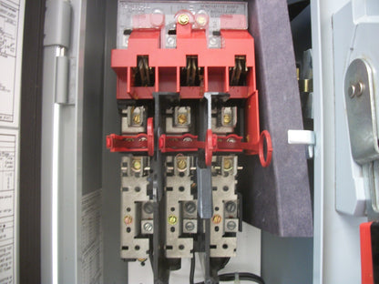 CUTLER-HAMMER STARTER COMBO SIZE 0 TYPE 1 AN16BN0 120VCOIL 30AMP FUSIBLE NOB