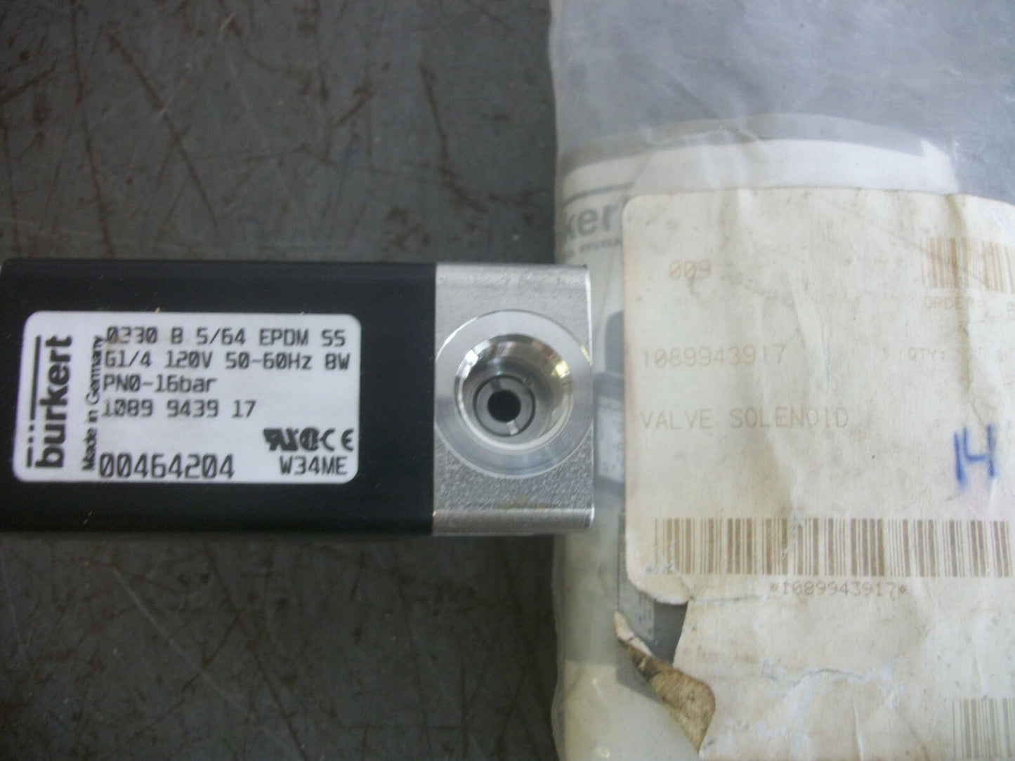 BURKERT SOLENOID VALVE 1089943917 120VCOIL 16BAR NEW