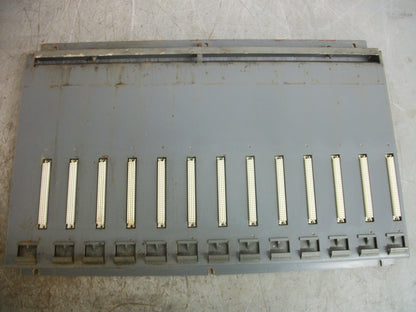 GIDDINGS & LEWIS 13-SLOT PLC CHASSIS RACK 503-18011-03R2