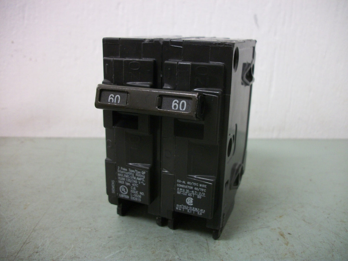 SIEMENS QP CIRCUIT BREAKER Q260 60AMP 240VOLT 2POLE CHIPPED