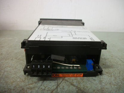 RED LION DIGITAL LCD AC CURRENT PANEL METER APLIT405