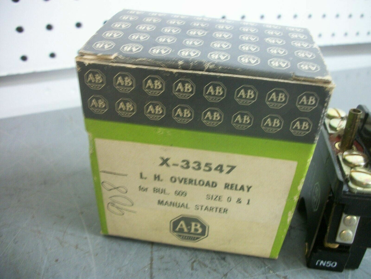 ALLEN-BRADLEY SIZE 0-1 MANUAL STARTER L.H. OVERLOAD RELAY X-33547 NIB