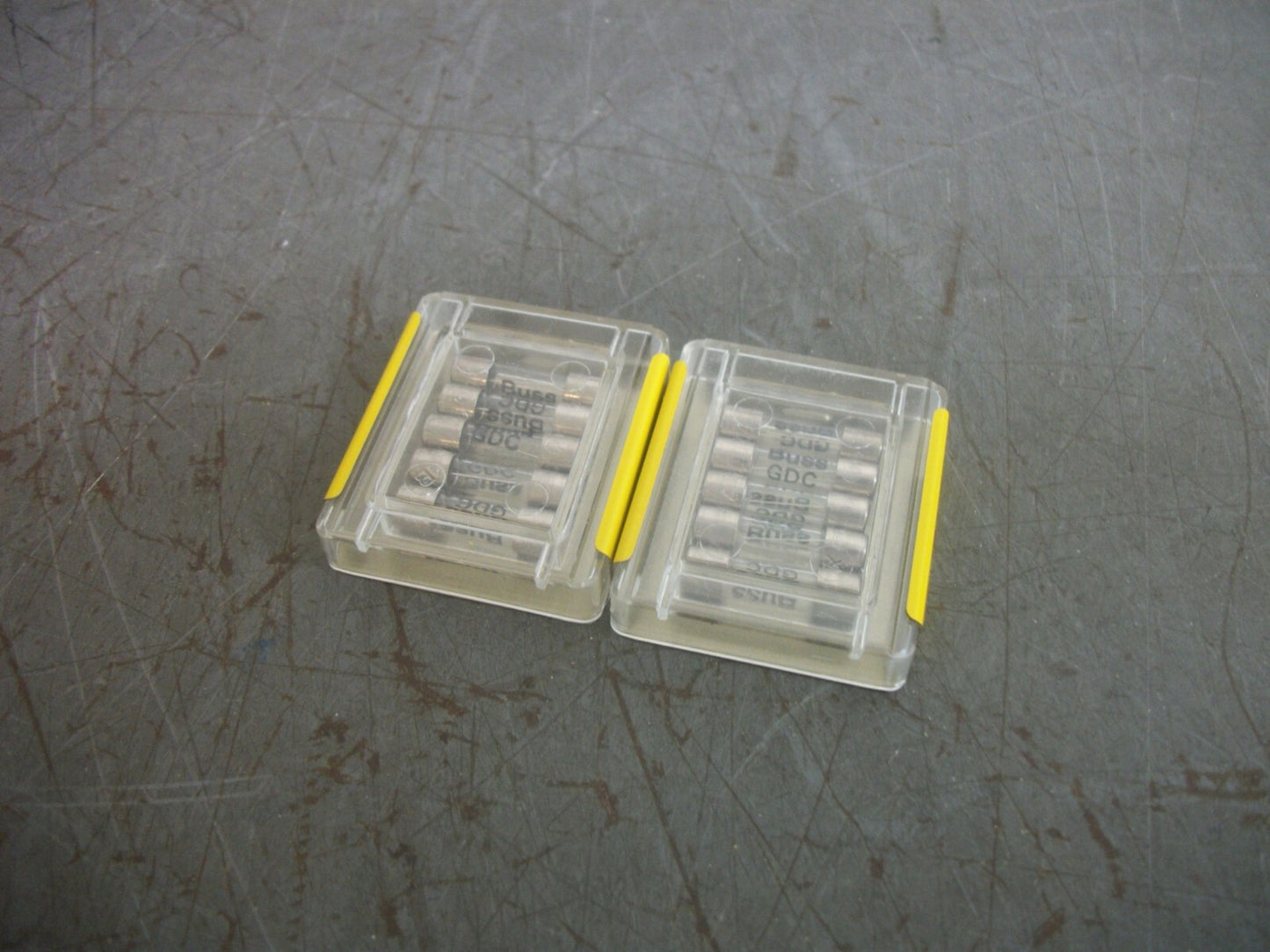BUSSMANN LOT OF 10 CARTRIDGE FUSES GDC2A 2AMP 250VOLT NEW
