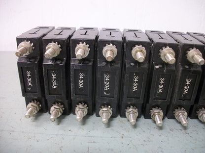 CARLINGSWITCH LOT OF 9 CIRCUIT BREAKERS CA1-X0-02-018-121-C 30AMP 277VOLT 1POLE