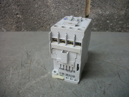 ALLEN-BRADLEY CONTACTOR 100-C09*10 25AMP 120VCOIL 3PH 600V 7.5HP