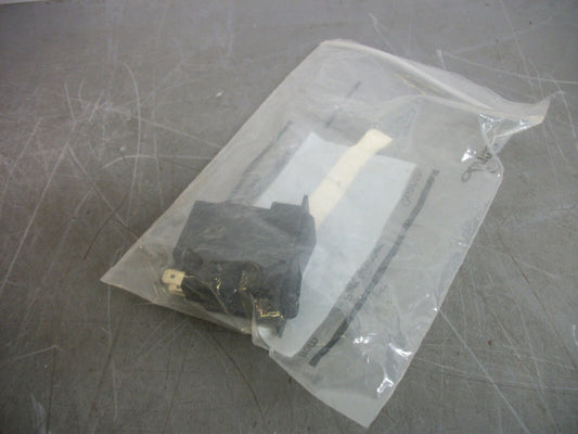 LINDE TOGGLE SWITCH L7915490528 NEW