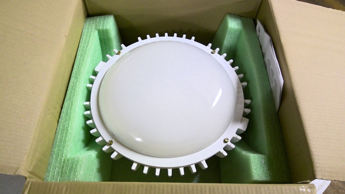 HUBBELL 60L LED HIGHBAY LIGHT HBL60LUX635KN070WHSL 120/277VOLT NIB