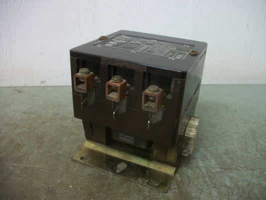 ARROW HART CONTACTOR ACC530U20S3 62AMP 120VCOIL 3PH 600V 25HP