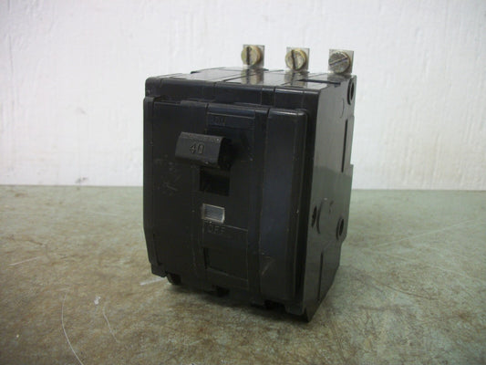 SQUARE D QOB CIRCUIT BREAKER QOB340 40AMP 240VOLT 3POLE OLD