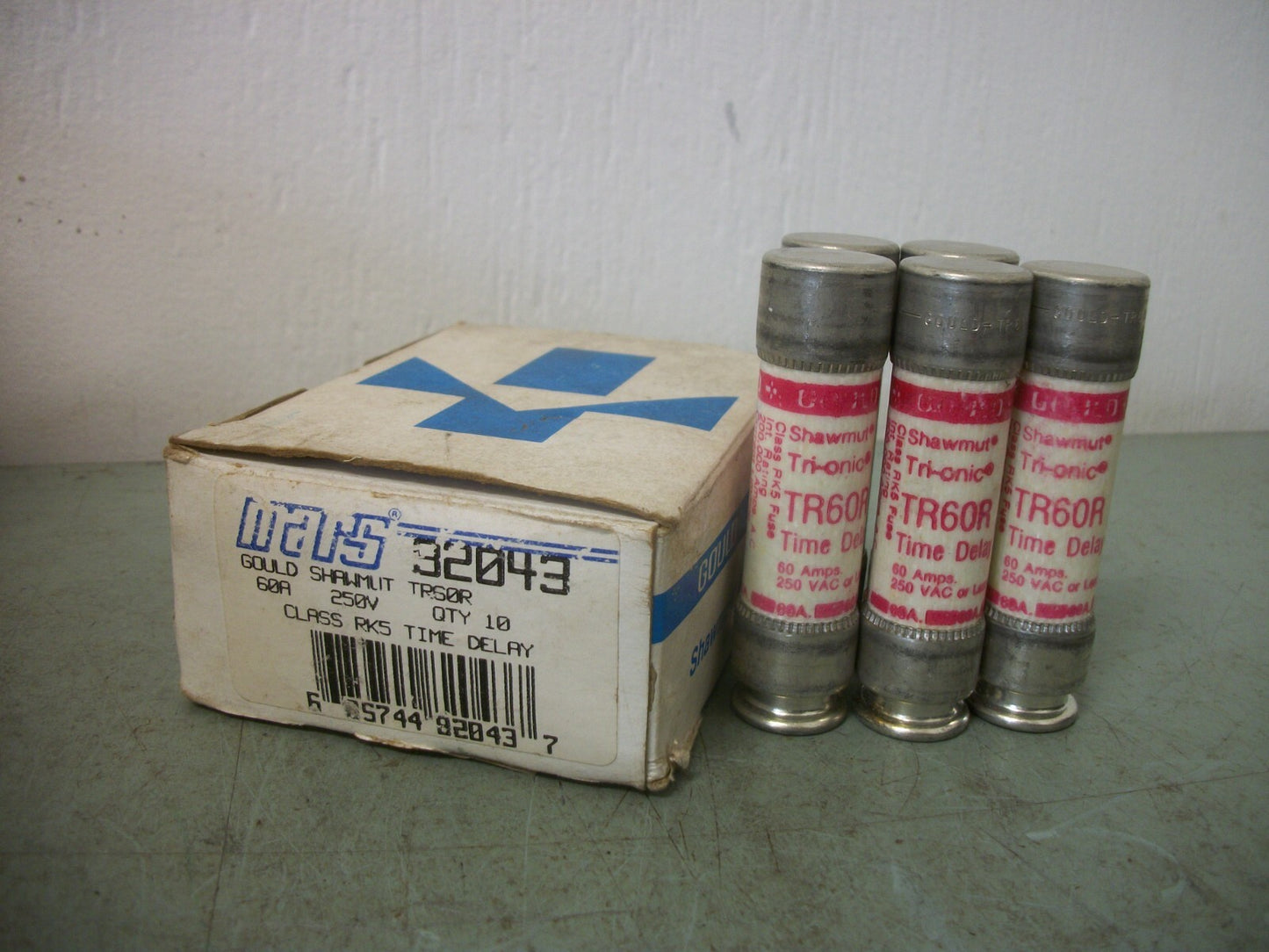 GOULD SHAWMUT BOX OF 5 TRI-ONIC FUSES TR60R 60AMP 250VOLT NIB