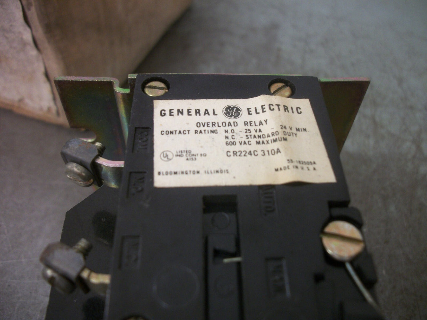 GE THERMAL OVERLOAD RELAY CR224C310A 600VOLT NIB