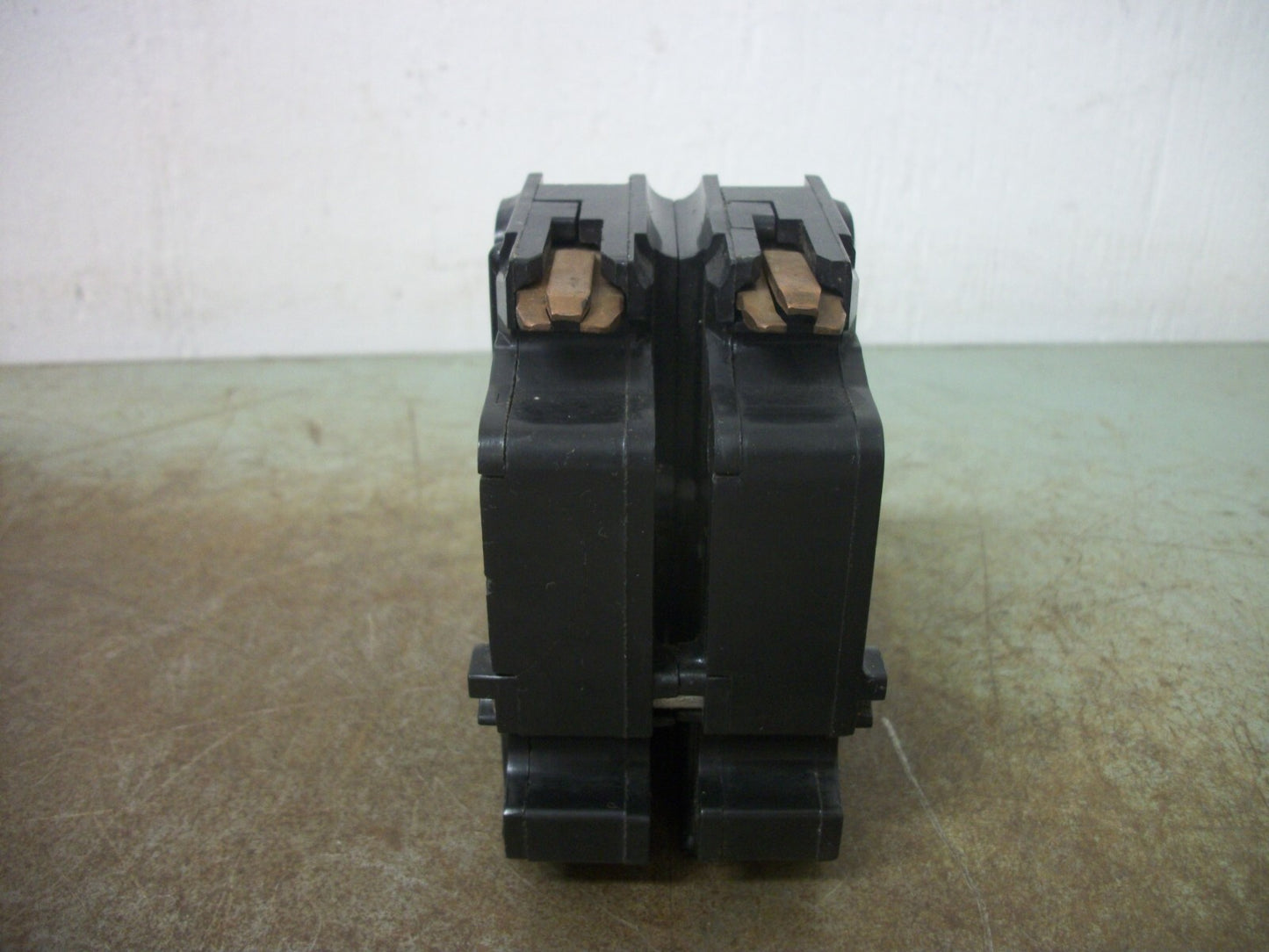 FEDERAL PACIFIC NA CIRCUIT BREAKER NA270 70AMP 240VOLT 2POLE