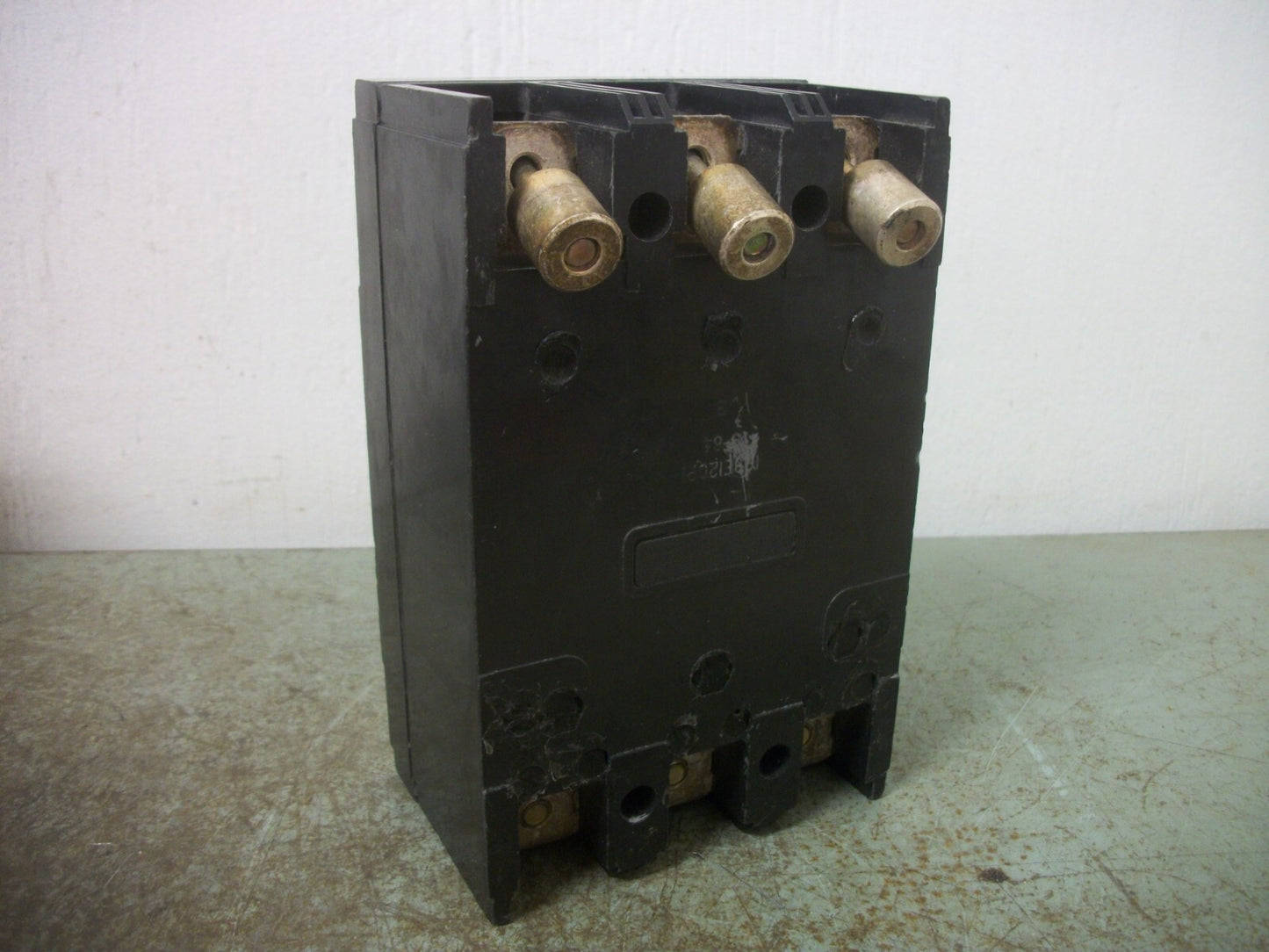 GE TQD CIRCUIT BREAKER TQD32125 125AMP 240VOLT 3POLE