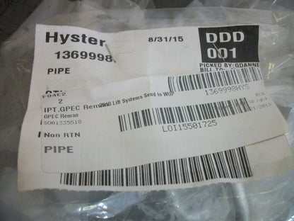 HYSTER LOT OF 2 FUEL PIPES 1369998 NEW