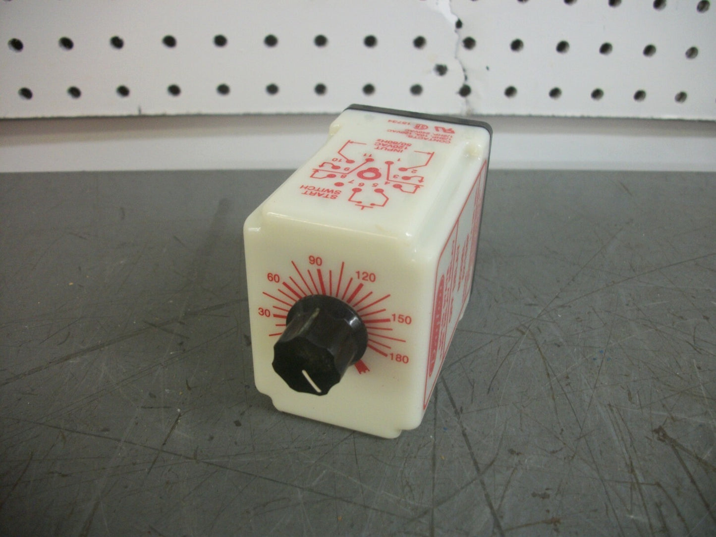 DAYTON SOLID STATE TIME DELAY RELAY 6X154F 1.8-180SEC