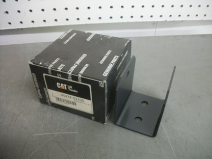 CAT PULLEY BRACKET 95222-03700 NIB