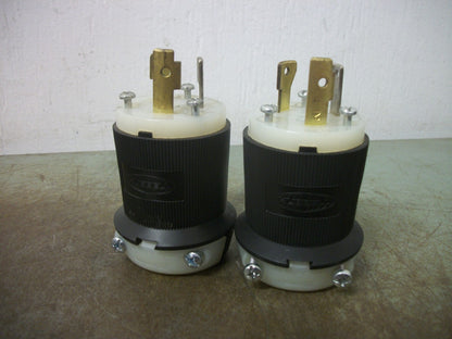 HUBBELL LOT OF 2 TWIST-LOCK PLUGS HBL2611 30AMP 125VOLT 2P 3W GRND