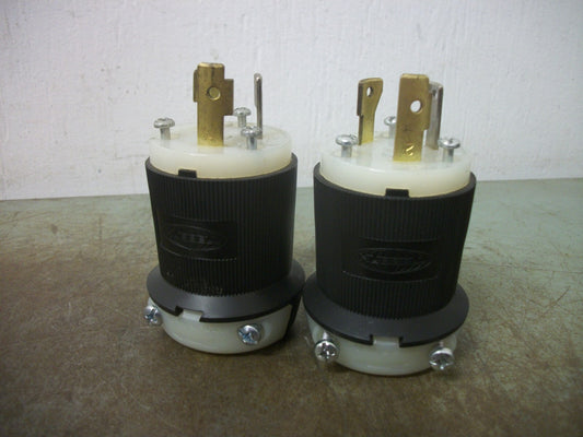 HUBBELL LOT OF 2 TWIST-LOCK PLUGS HBL2611 30AMP 125VOLT 2P 3W GRND