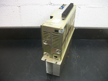 YASKAWA SERVOPACK 5.9HP SERVO DRIVE CACR-IR44SFBY8 230VOLT 3PH 33AMP