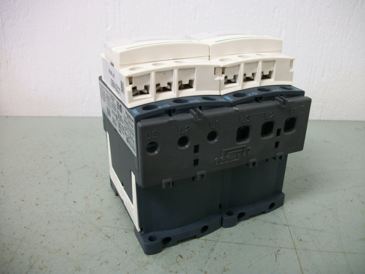 TELEMECANIQUE REV CONTACTOR LC2D18BD 24VCOIL 3PH 600V 15HP