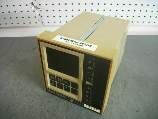 BARBER-COLMAN TEMPERATURE CONTROLLER 560