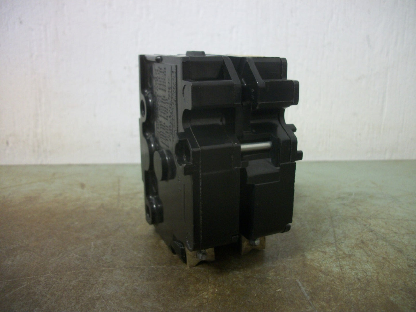 FEDERAL PACIFIC NB CIRCUIT BREAKER NB220 20AMP 240VOLT 2POLE