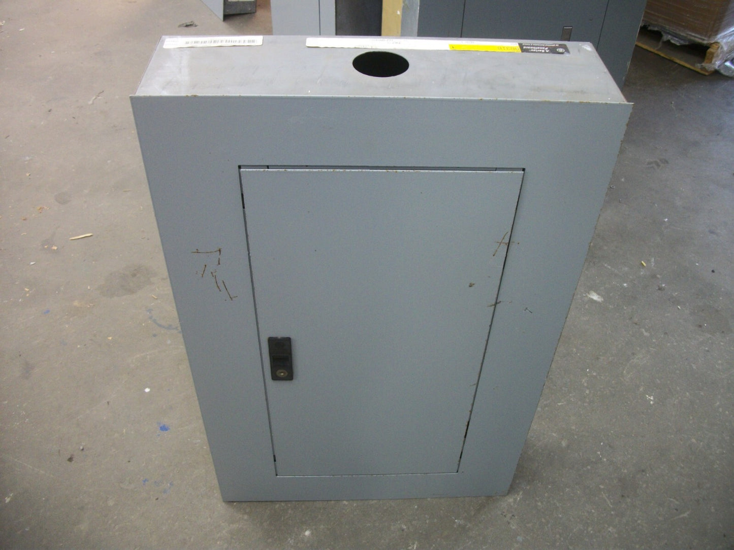 GE A SERIES LOAD CENTER PANELBOARD AEF3181MTX 125AMP 480Y/277VOLT 3PH