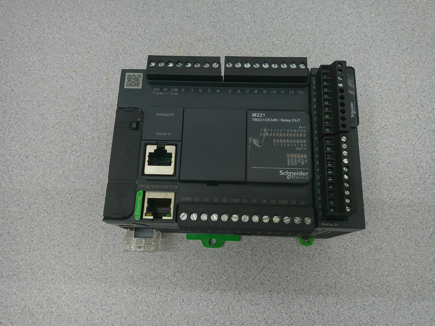 SQUARE D MODICON M221 PLC 24 I/O RELAY UNIT TM221C24R