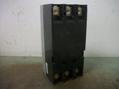 SIEMENS SENTRON FXD6-A CIRCUIT BREAKER FXD63B200 200AMP 600VOLT 3POLE