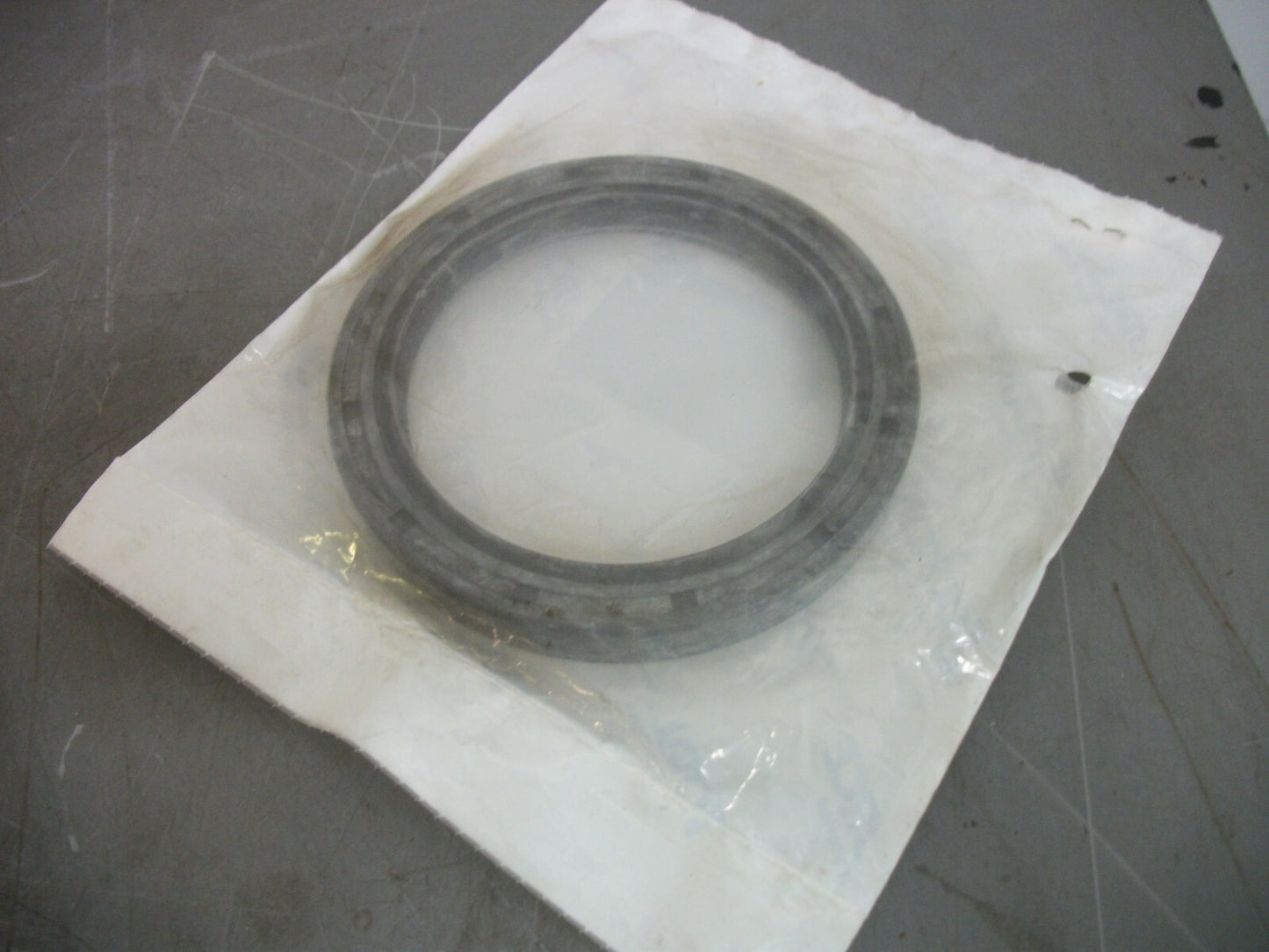 TOTAL SOURCE OIL SEAL 800133462 NEW