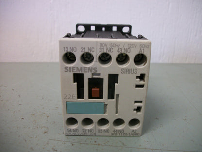 SIEMENS AUXILIARY CONTACTOR 3RH1122-1AK60 120VCOIL 10AMP 600VOLT
