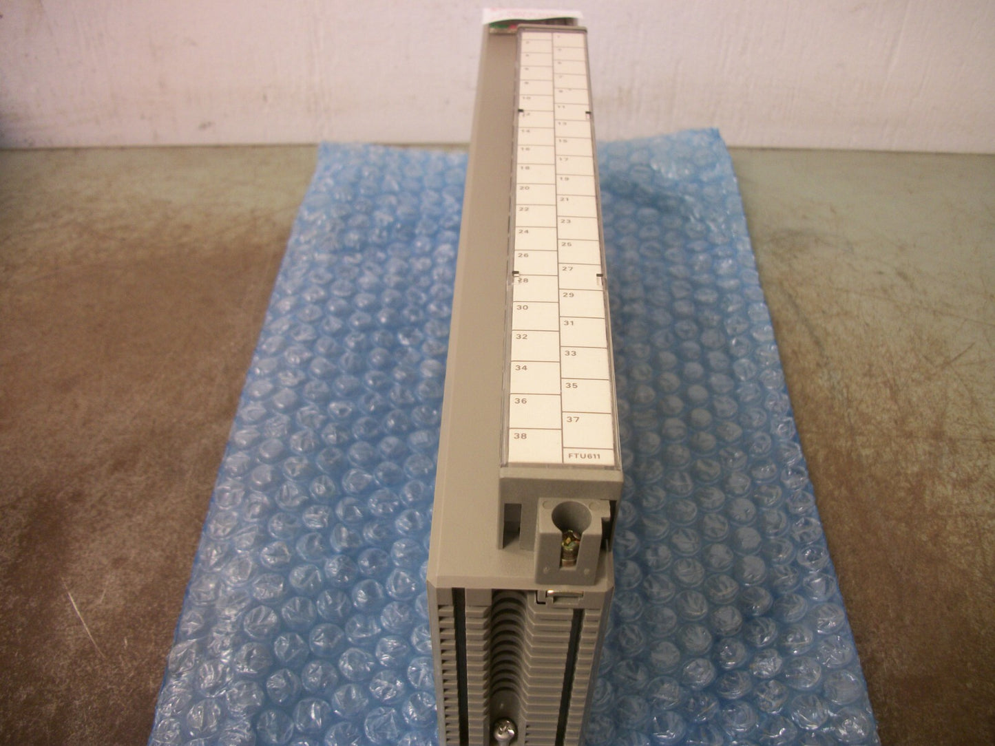 FUJI MICREX-F 16IN/16OUT DIGITAL I/O MODULE FTU611C NOB