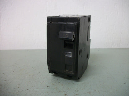 SQUARE D QO CIRCUIT BREAKER QO225 25AMP 240VOLT 2POLE OLD