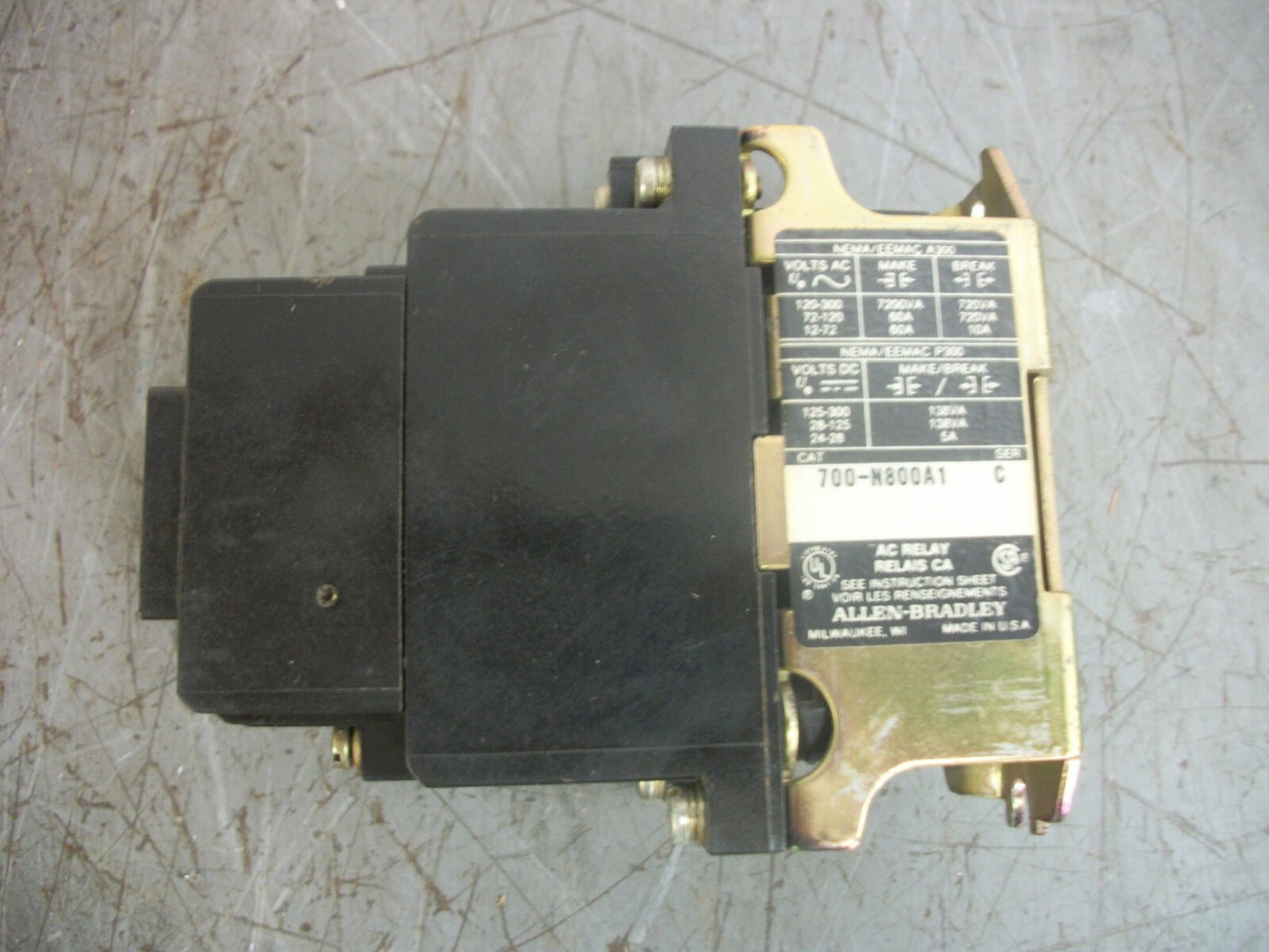 ALLEN-BRADLEY AC CONTROL RELAY SERIES C 700-N800A1 120VCOIL