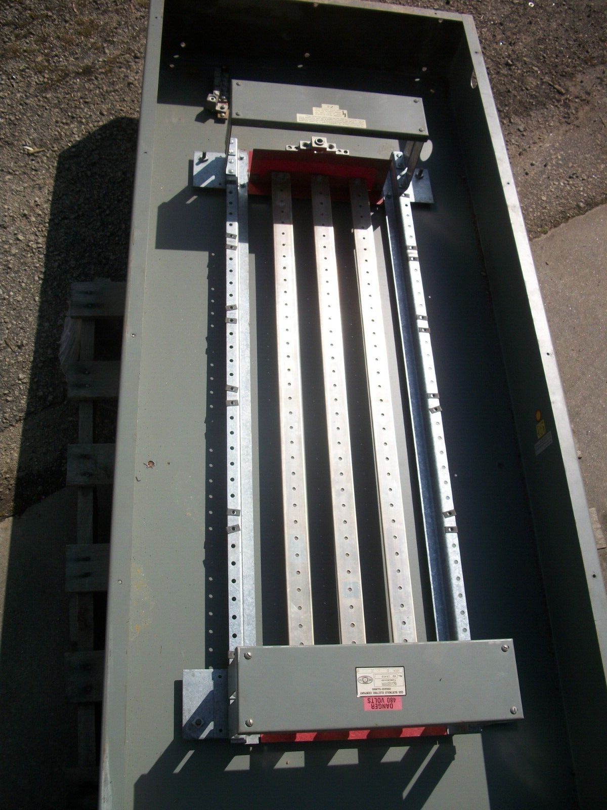 SIEMENS GUS BERTHOLD VACU-BREAK PANELBOARD EU29400 400AMP 600VOLT 3P 3PH