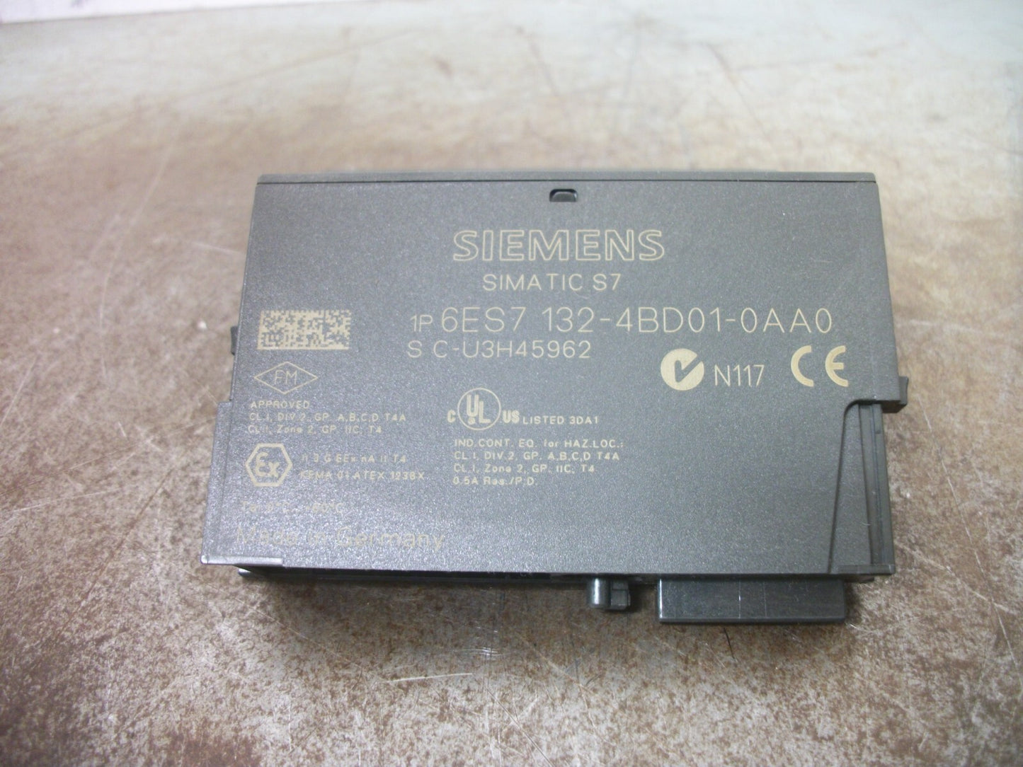 SIEMENS SIMATIC S7 LOT OF 2 4-POINT DIGITAL OUTPUT MODULES 6ES7 132-4BD01-0AA0