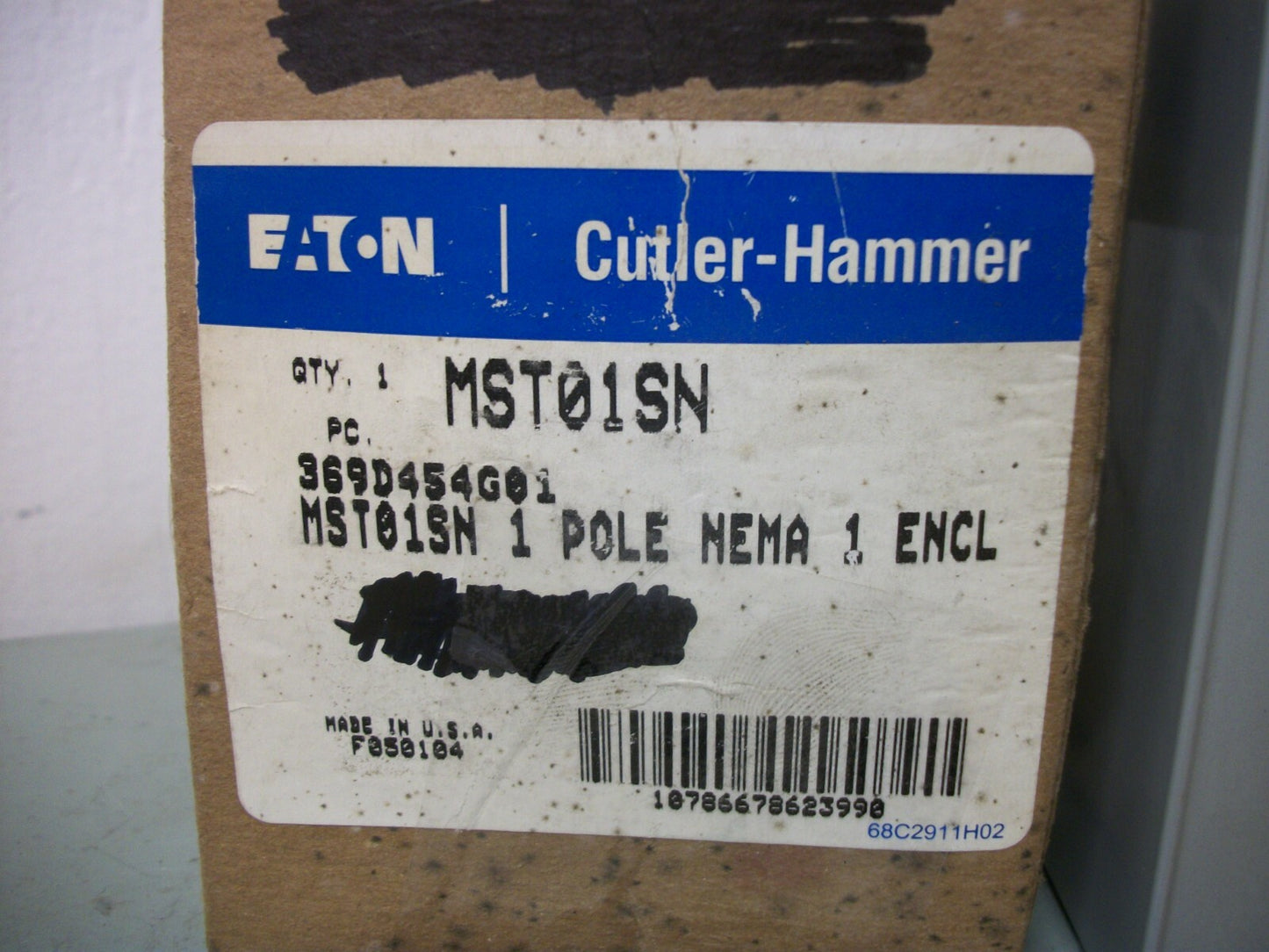 CUTLER-HAMMER 369D454G01 MANUAL STARTER TOGGLE SWITCH MST01SN NIB