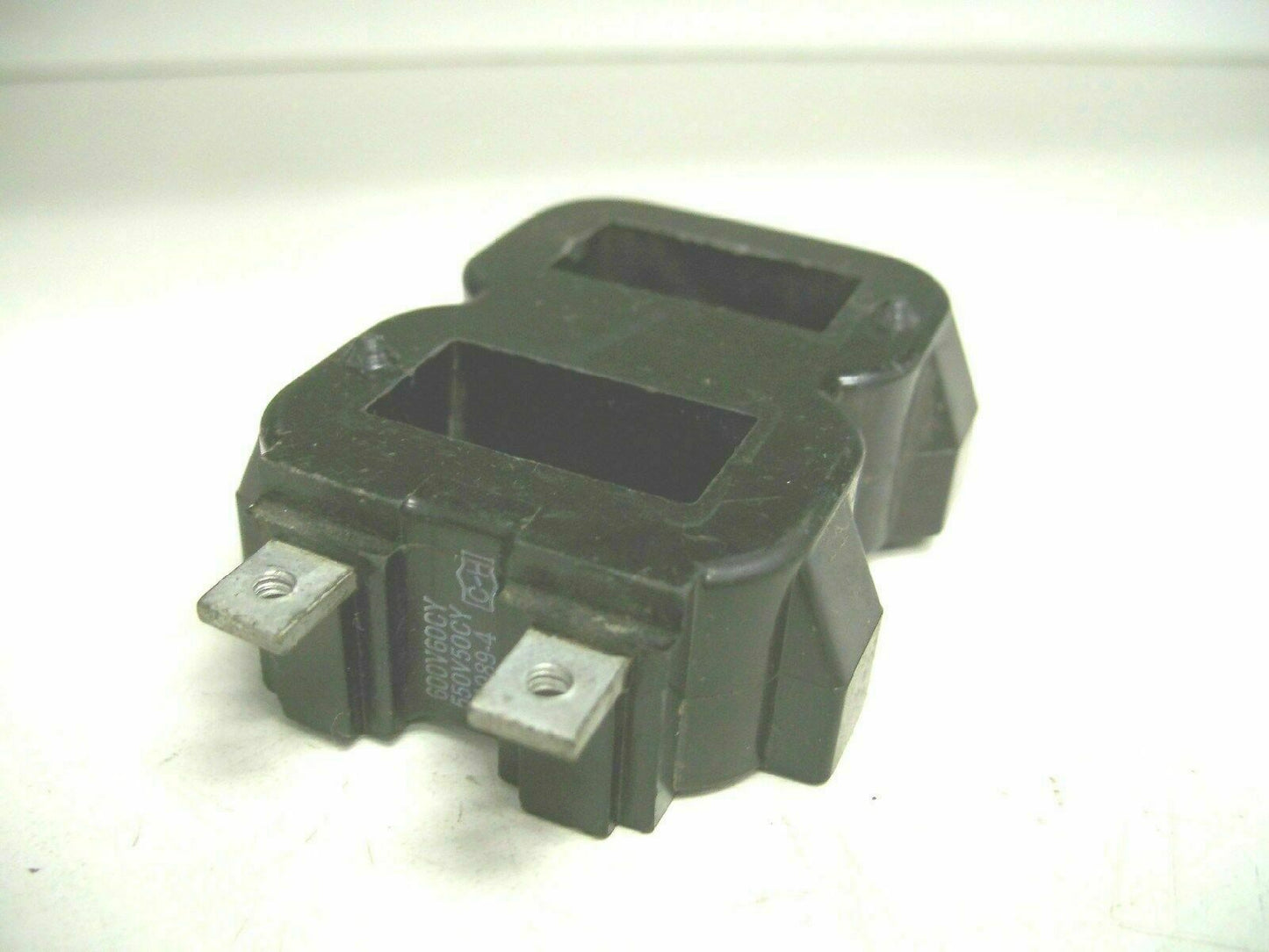 CUTLER-HAMMER TYPE M RELAY COIL 9-1989-4 600VCOIL