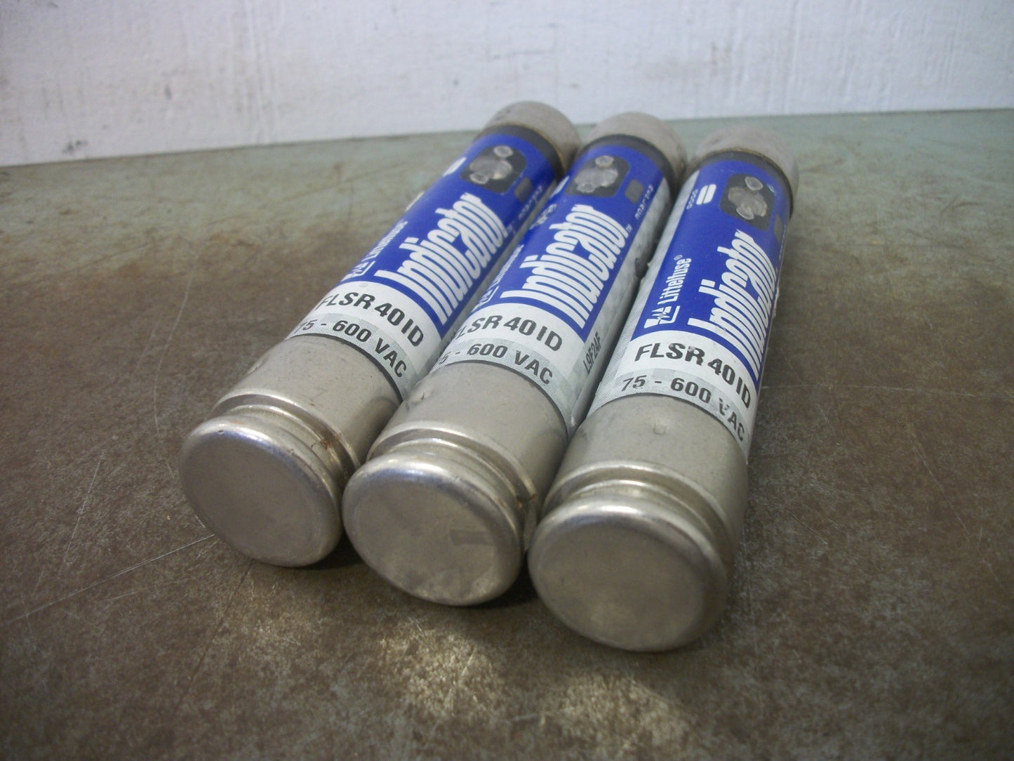 LITTELFUSE LOT OF 3 INDICATOR FUSES FLSR40ID 40AMP 600VOLT