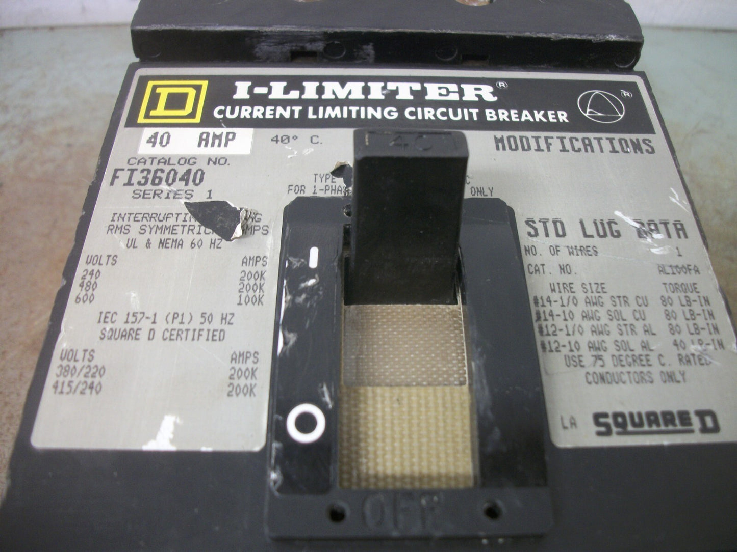 SQUARE D I-LIMITER I-LINE FI CIRCUIT BREAKER FI36040 40AMP 600VOLT 3POLE CRACKED