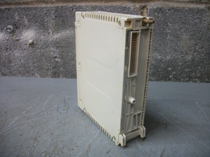 TELEMECANIQUE TSX PREMIUM 100/240VAC PLC POWER SUPPLY TSXPSY2600