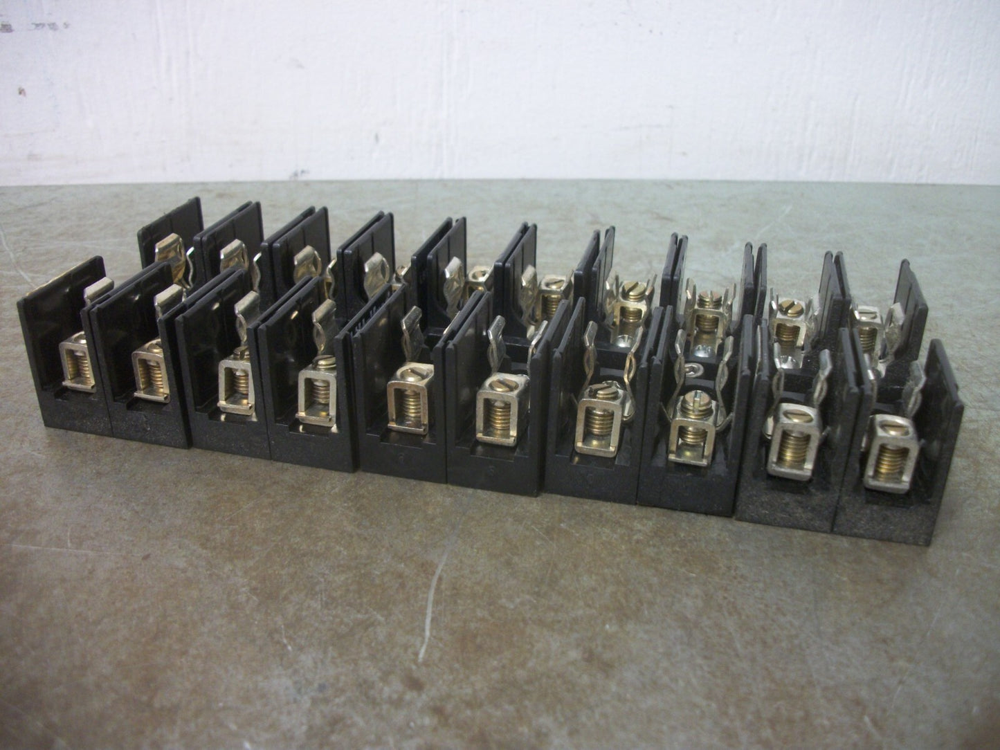 LITTELFUSE LOT OF 5 CLASS CC FUSEHOLDERS L60030M-2C 30AMP 600VOLT 2POLE